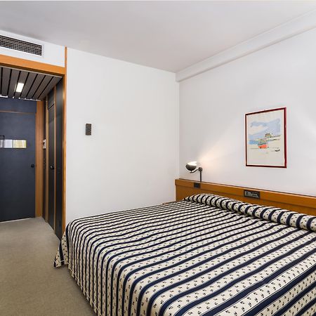 Grand Hotel Tiziano E Dei Congressi Lecce Esterno foto