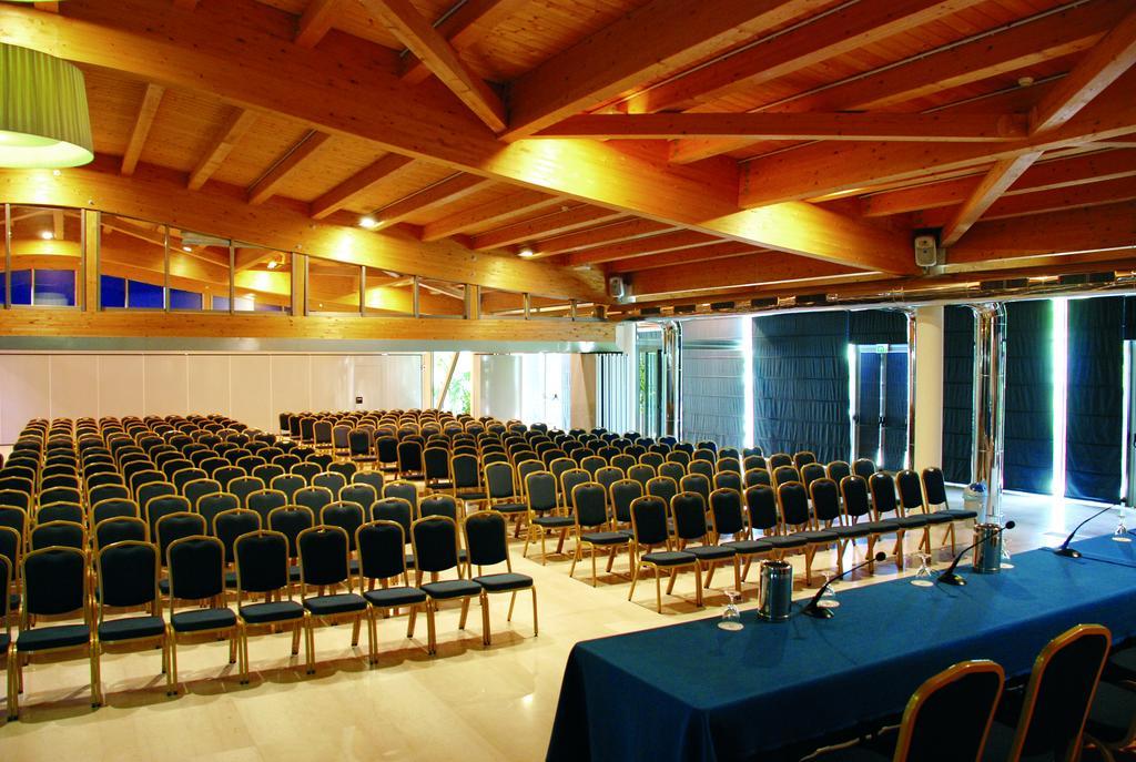Grand Hotel Tiziano E Dei Congressi Lecce Esterno foto