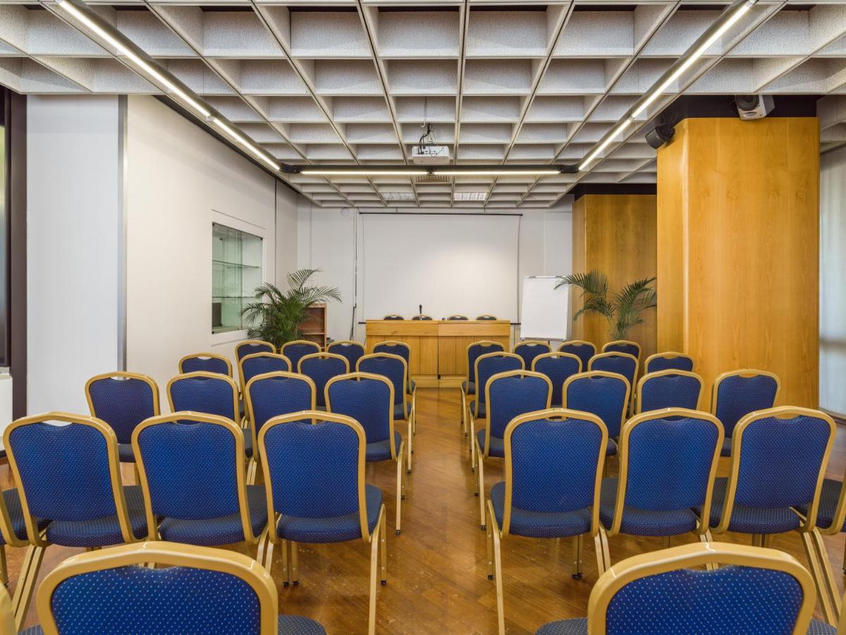 Grand Hotel Tiziano E Dei Congressi Lecce Esterno foto